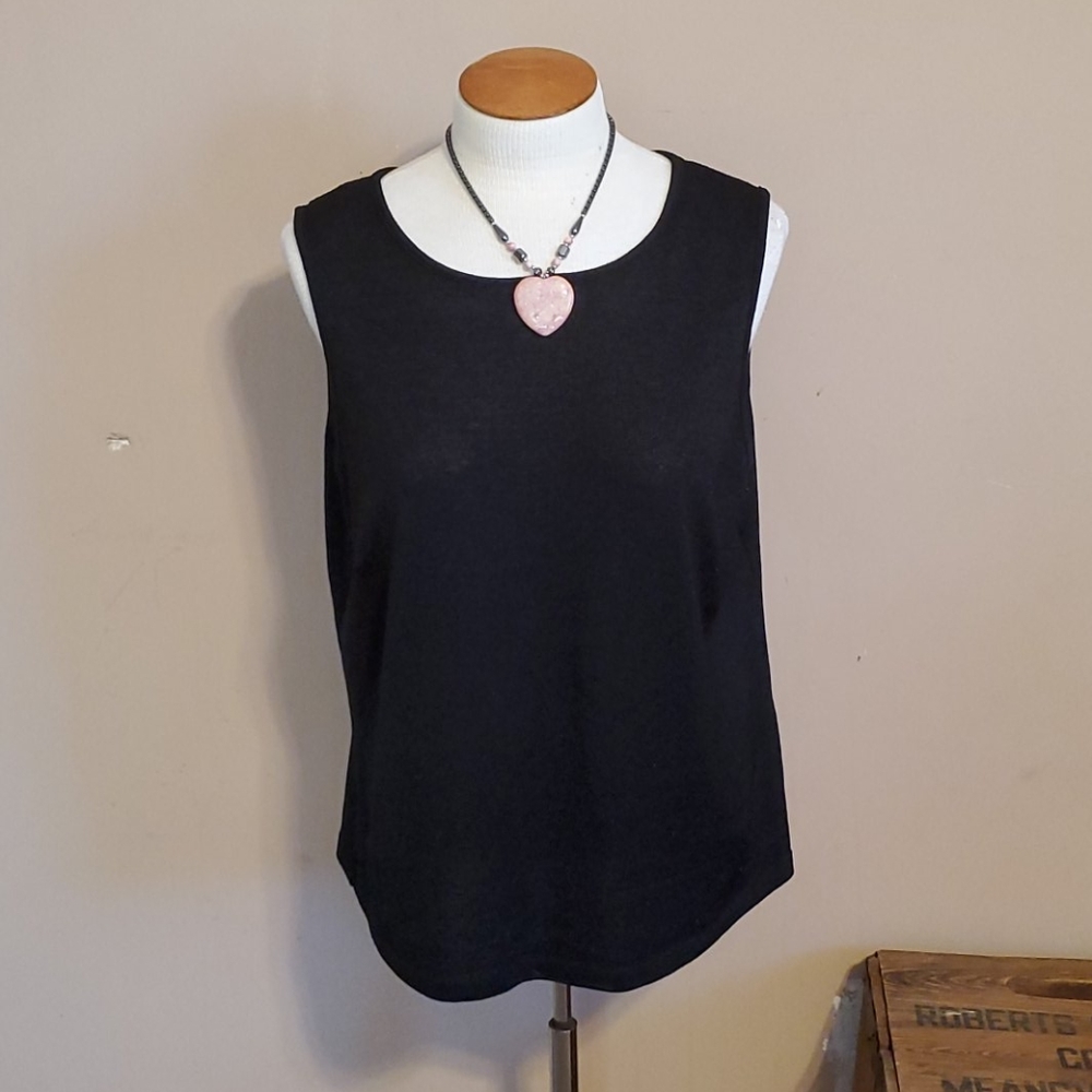 Tiramisu black tanktop size 1X